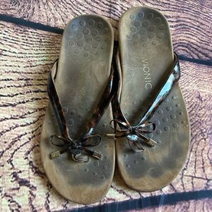 Vionic‎ Sandals Womens 9 Brown Bella II Slip On Tongs BELLAII/TVW1115-2